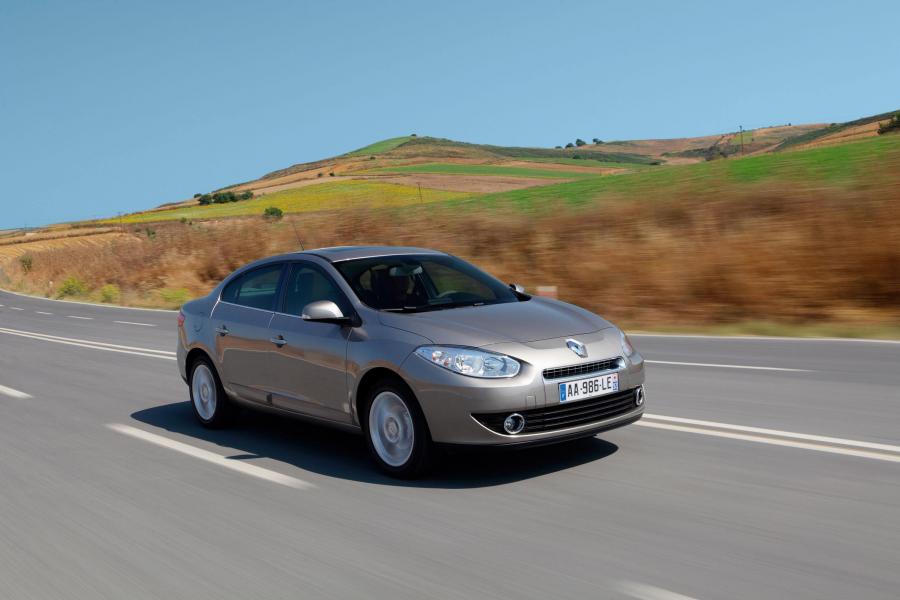  Renault Fluence 2010 года  (фото 98 из 146)